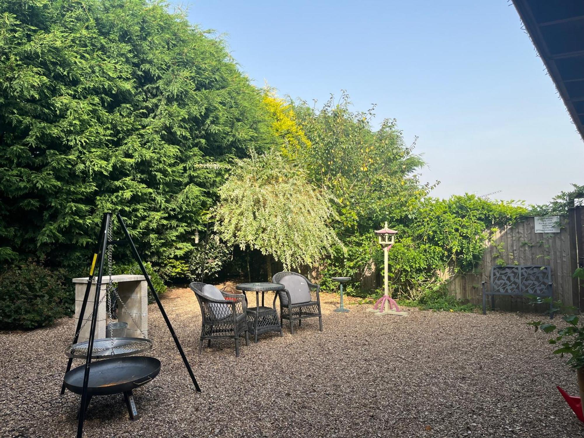 Fairview Farm Holiday Accommodation 14 Luxury Lodges, Cabins, Dog Friendly, Suitable For Couples, Families And Groups, Wedding Guests , Corporate Events, Sleeps 2-65 Guests In Ravenshead, Nottingham Near Sherwood Forest, Set In 88 Acres Екстериор снимка