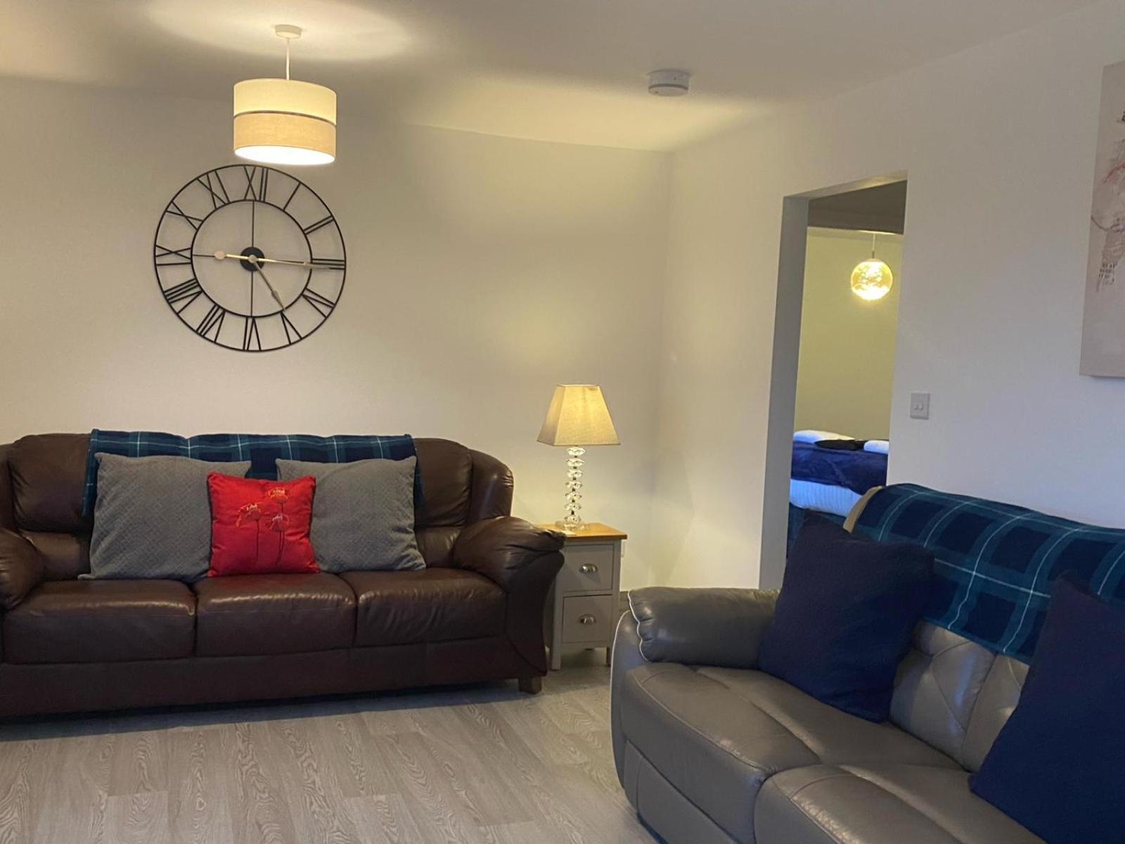 Fairview Farm Holiday Accommodation 14 Luxury Lodges, Cabins, Dog Friendly, Suitable For Couples, Families And Groups, Wedding Guests , Corporate Events, Sleeps 2-65 Guests In Ravenshead, Nottingham Near Sherwood Forest, Set In 88 Acres Екстериор снимка
